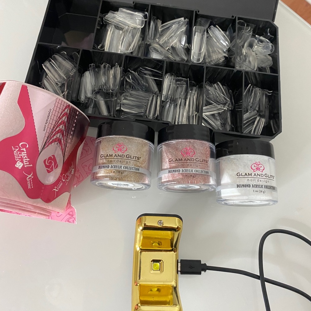 Nail supplies Glam and glits acrylic ,Apres